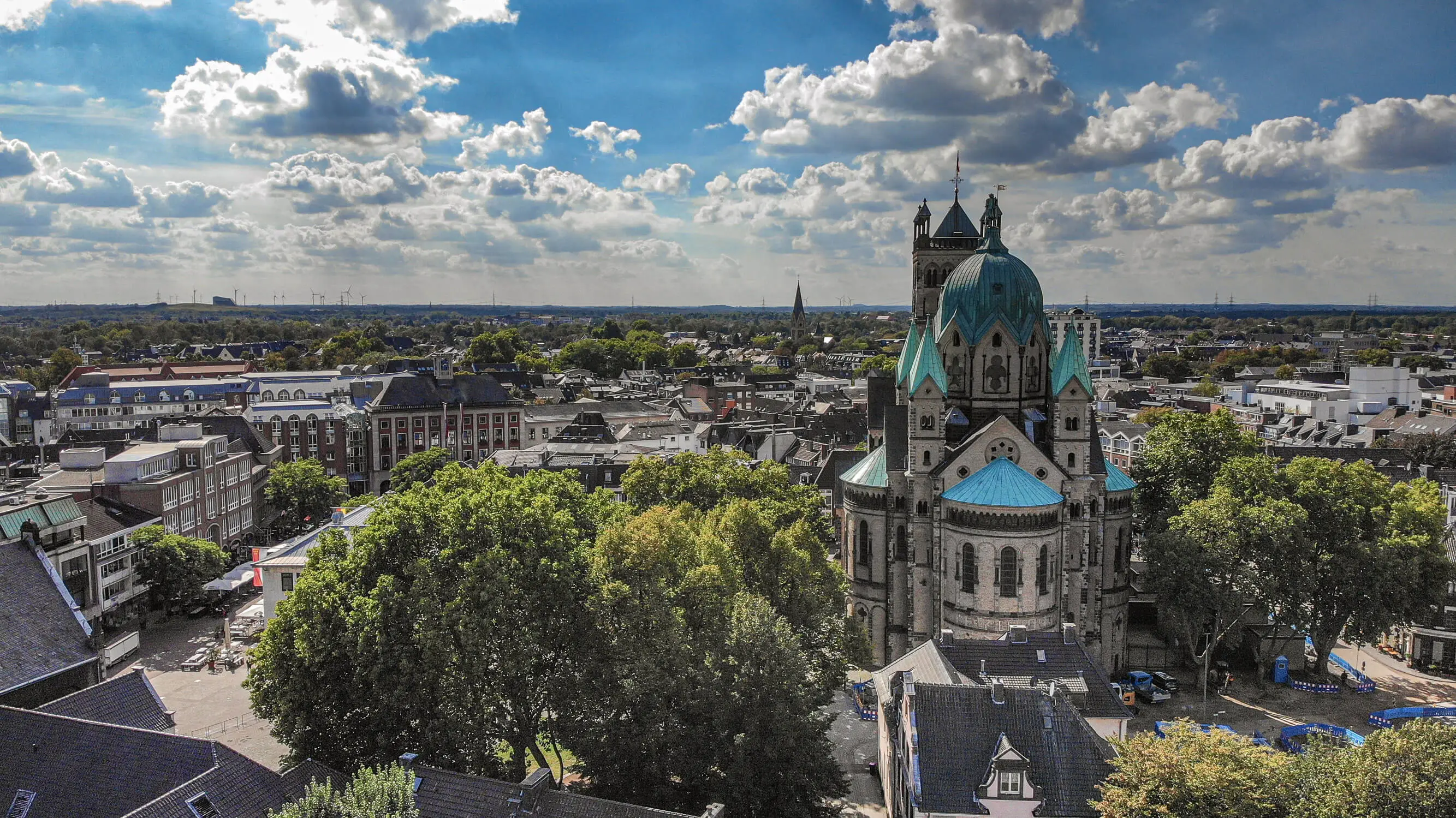 Hintergrundbild - Zeitarbeit & Personaldienstleistung in Neuss