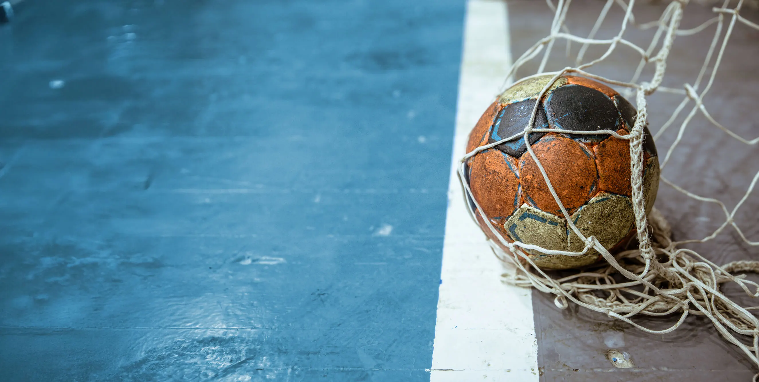 Hintergrundbild - Wir bleiben immer am Ball.